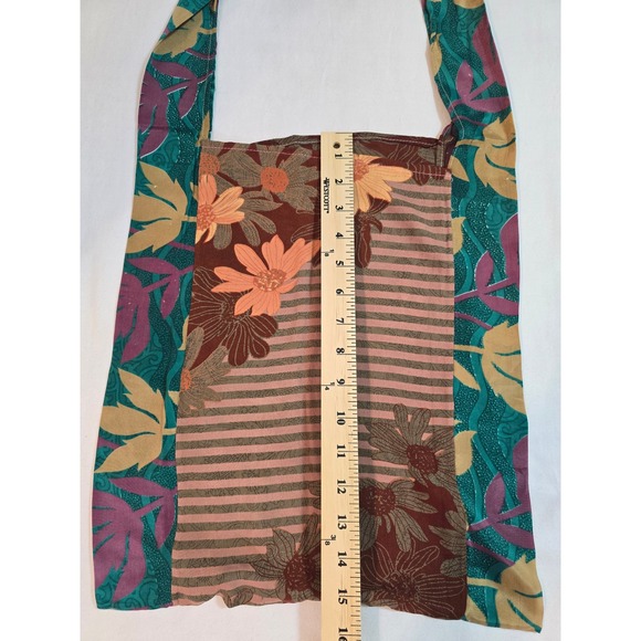 Unique Handmade Patchwork Shoulder Bag Hobo Boho Ethnic Style 100% Silk - Picture 7 of 9